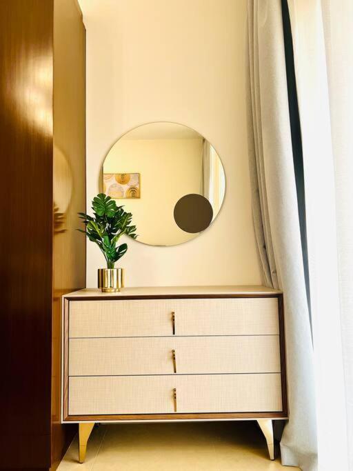 One Bedroom Apartment Muscatbay ภายนอก รูปภาพ